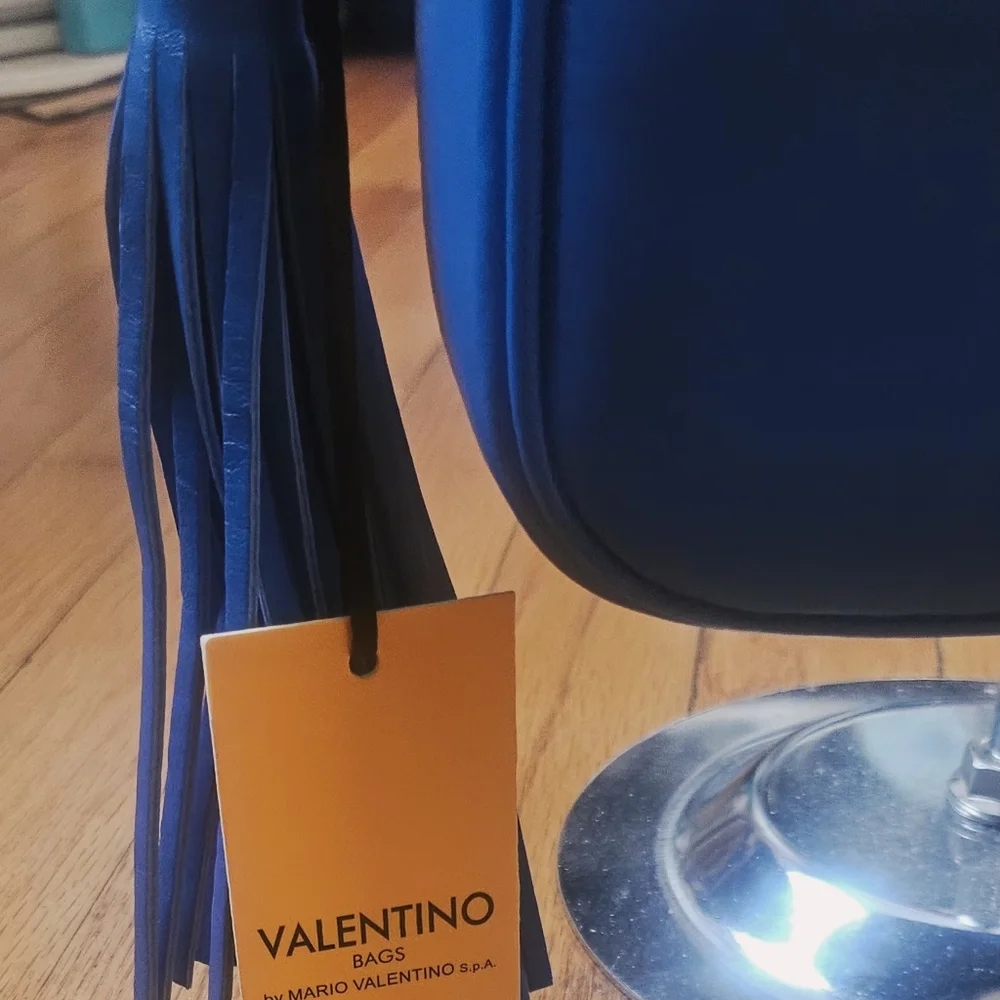 NWT!! VALENTINO by MARIO VALENTINO CROSSBODY LEATHER BAG - Picture 2 of 4